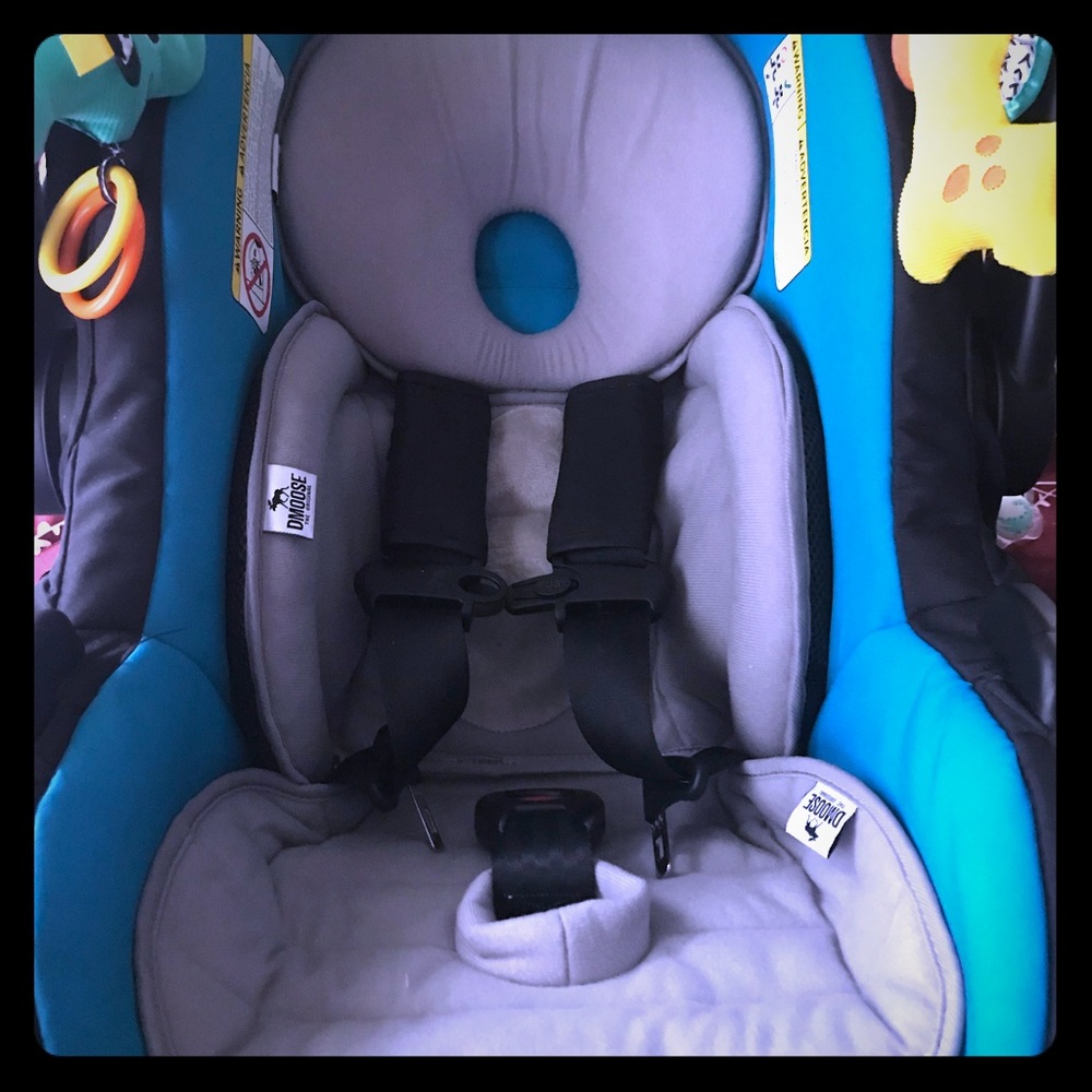 DMOOSE car seat/stroller insert